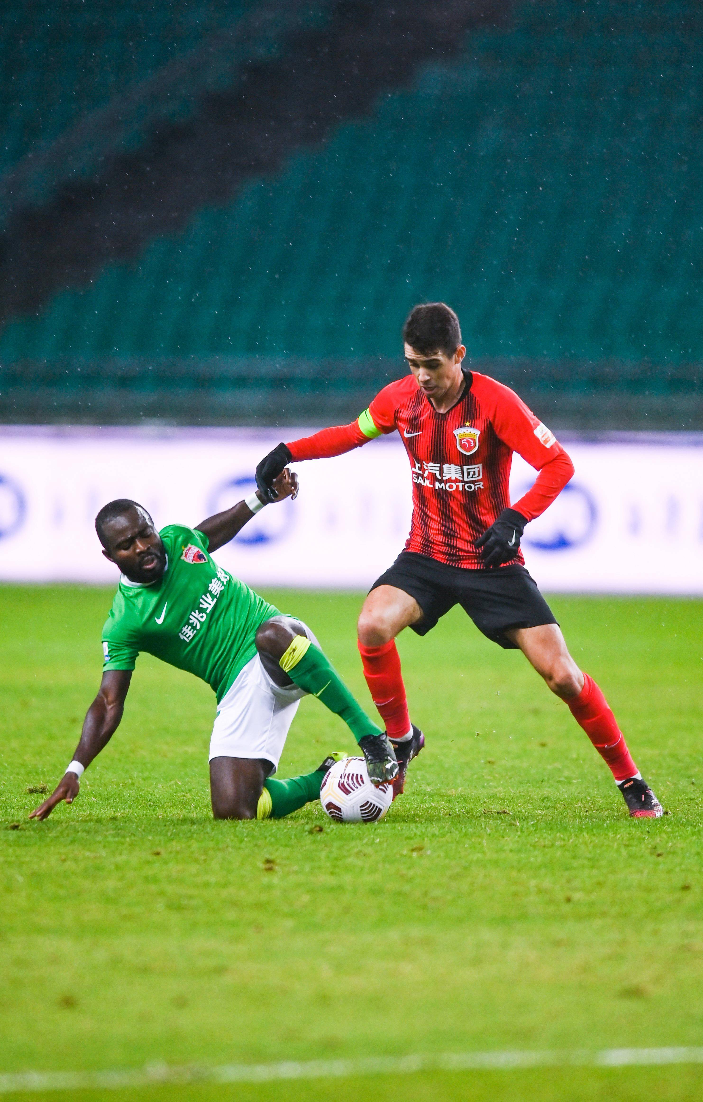 特伦特只是 特伦特只是