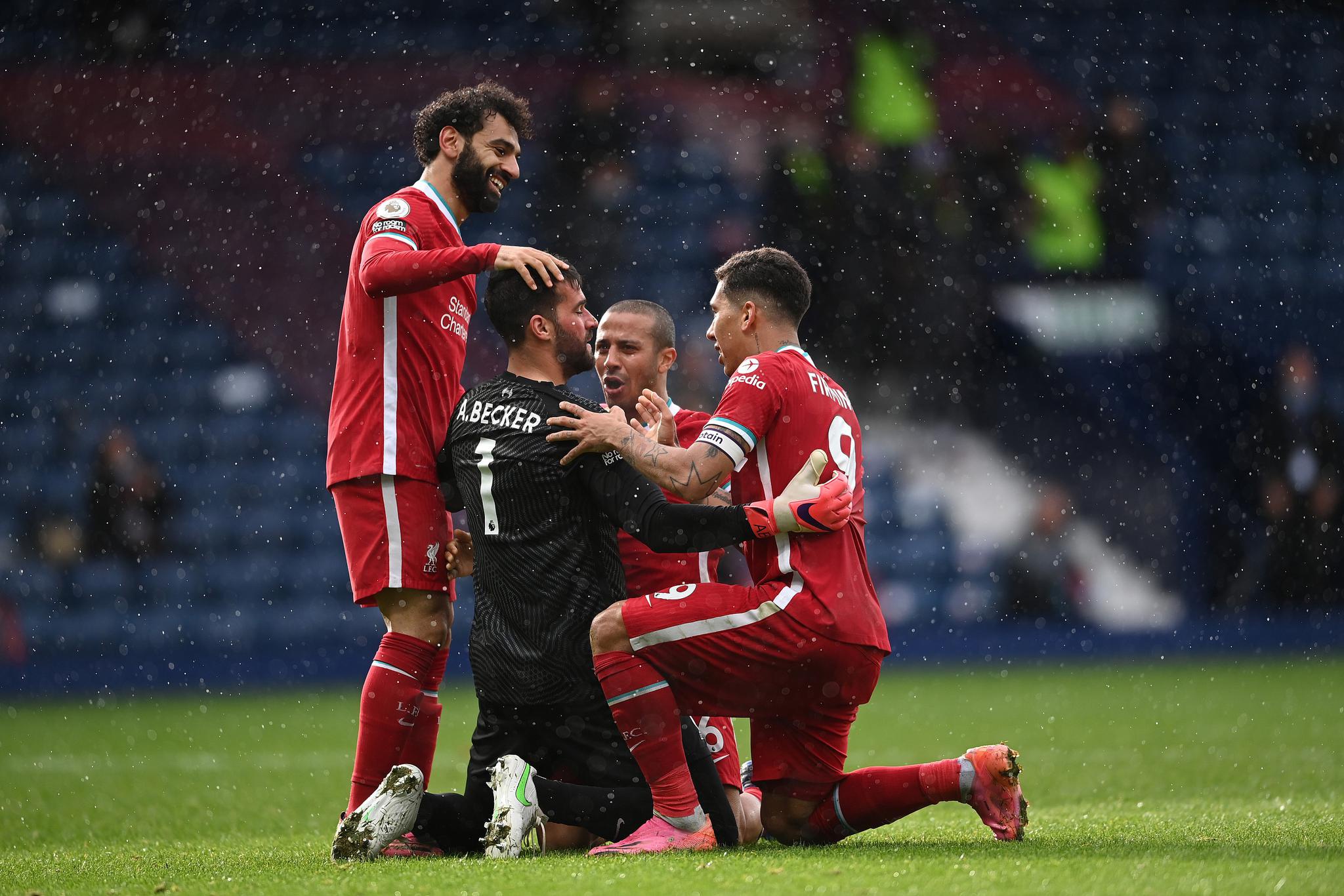 并迫使对手 并迫使对手