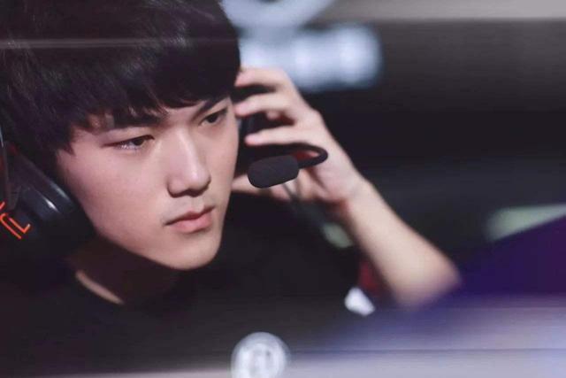 迫使投手失 迫使投手失